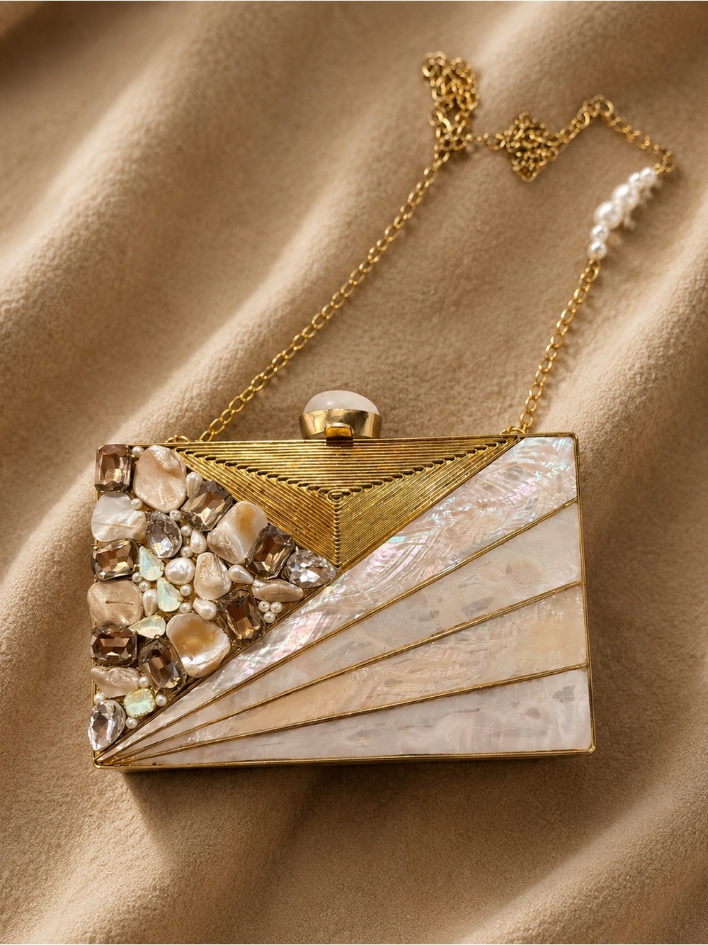 Elegant Pearl-Inlay Evening Clutch in Champagne